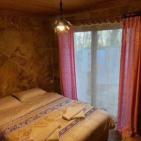 Renklice Evler Apartment